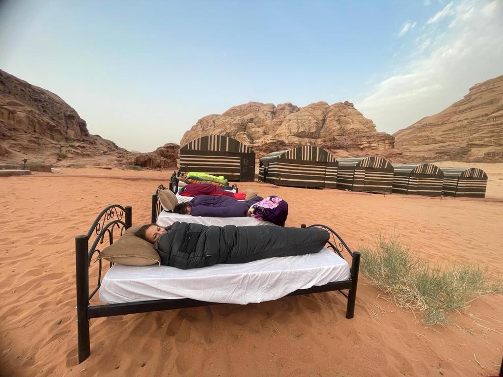 מלון וואדי רם Bedouin Tours Camp מראה חיצוני תמונה